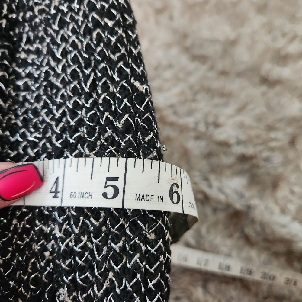 Magid Handbags Weaved Metallic Clutch Handbag Black‎ and Silver - Picture 10 of 10